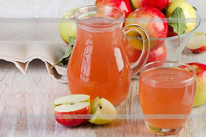Gan nhiễm mỡ nên uống nước ép táo